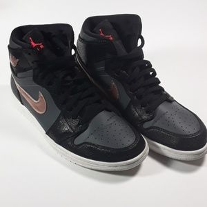 Jordan 1 retro high "Bronze medal" size 11